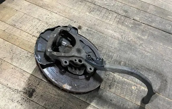 Mercedes-Benz S W220 Front wheel hub a2205460243 2205460243