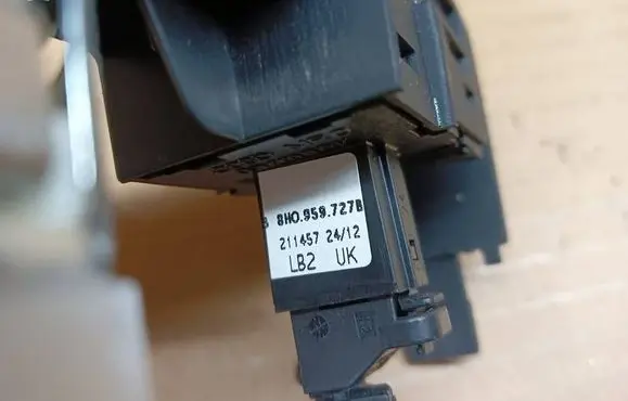 Audi A3 S3 8P Sunroof switch 8H0959727B 21145724