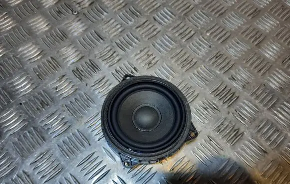 BMW 6 F12 F13 Parcel shelf speaker 738661