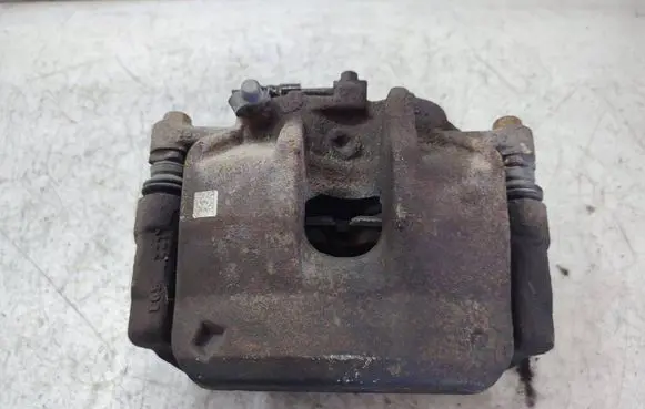 Volkswagen Amarok Front brake caliper