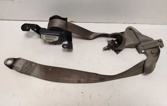 Chrysler Voyager Rear seatbelt P0SL731L5AB 09L731L5AB