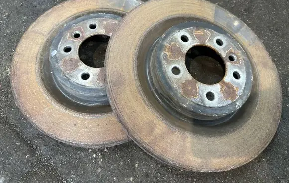 Land Rover Discovery 5 Rear brake disc