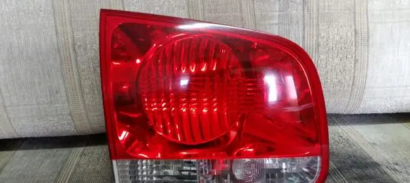 Volkswagen Touareg I Tailgate rear/tail lights