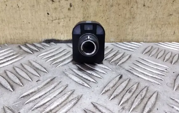 Audi A4 S4 B8 8K Wing mirror switch 8K0959565B