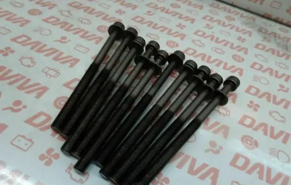 Mitsubishi Outlander Cylinder head bolts 