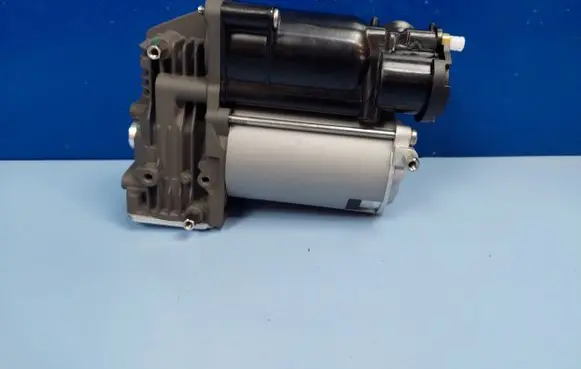 Mercedes-Benz Vito Viano W639 Air suspension compressor/pump A6393200204 A6393200404