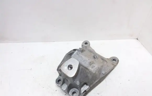 Audi Q5 SQ5 Engine mounting bracket 4G0199308AA