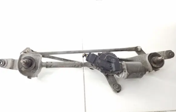 Opel Insignia A Front wiper linkage and motor 13227392