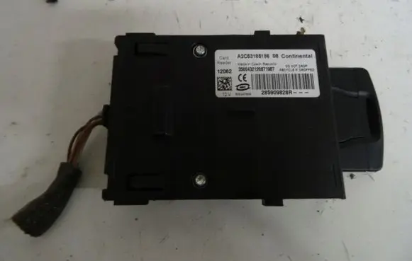 Renault Megane III Ignition key card reader 285909828R