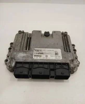 Ford Focus C-MAX Engine control unit/module 3M5112A650MA 1039S04403 0281011263