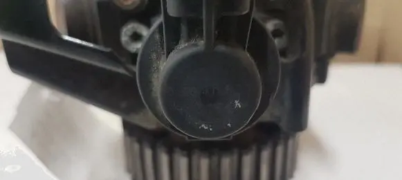 Citroen C4 I Fuel injection high pressure pump 0445010102 9656300380 0928400607