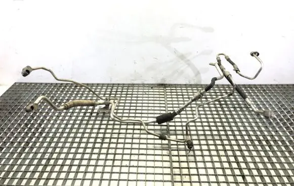 Air conditioning (A/C) pipe/hose