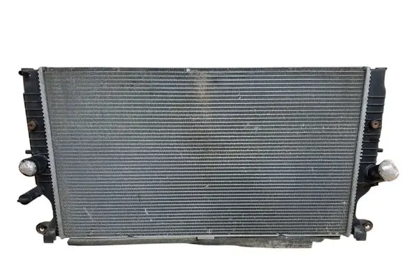 Toyota Avensis T270 Coolant radiator 164000R061C