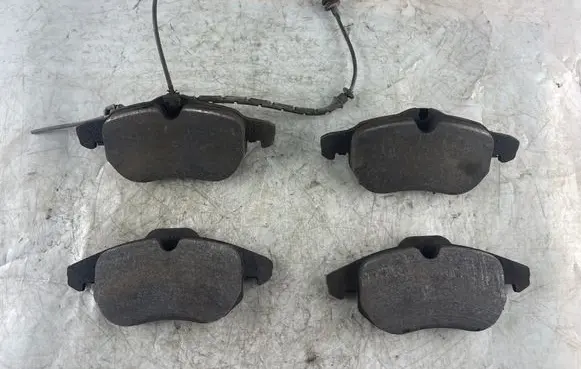 Opel Vectra C Brake pads (front) 