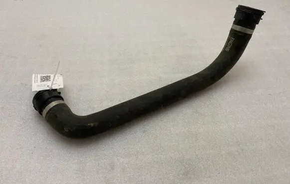 Mercedes-Benz V Class W447 Engine coolant pipe/hose A4475010500