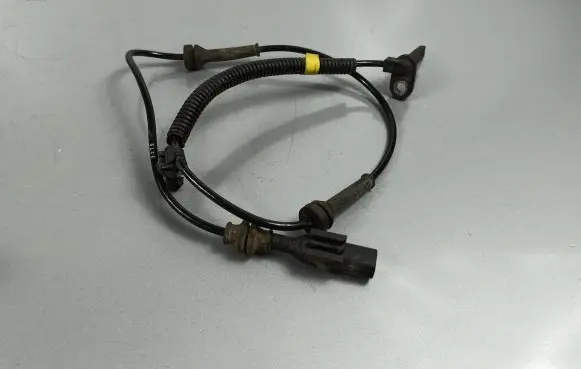Jeep Cherokee ABS brake wheel speed sensor 68141887AC
