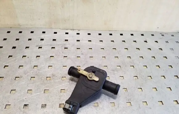 Volkswagen Transporter - Caravelle T4 Coolant heater control valve 701819809D