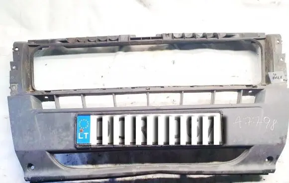 Peugeot Boxer Front bumper 1305760070