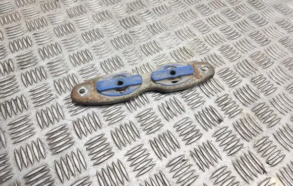 Muffler mount bracket/holder