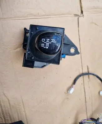 Toyota Auris E180 Gear selector/shifter in gearbox 750583-LHD