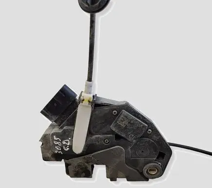 Volvo S60 Rear door lock 31301944