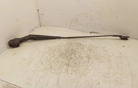 Citroen C4 Grand Picasso Front wiper blade arm 9676370980 97035914