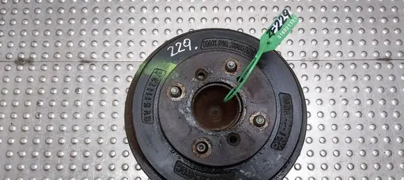 Rear wheel hub