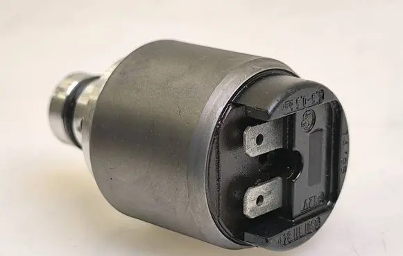 Audi A8 S8 D2 4D Other gearbox part 0501311843 4505 1495