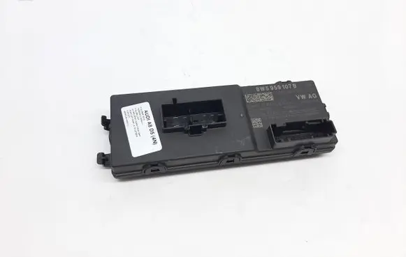 Audi A8 S8 D5 Tailgate/trunk control unit/module 8W5959107B