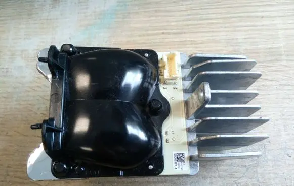 Volkswagen PASSAT B8 LED ballast control module 3G0998476B