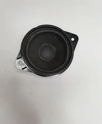 Audi Q7 4L Panel speaker 4F035412B