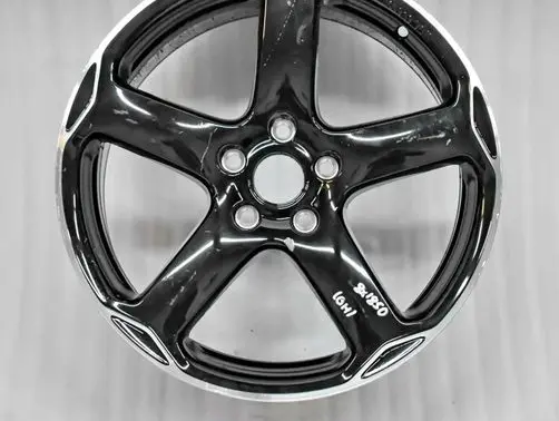 Volkswagen Golf VIII R18 alloy rim 