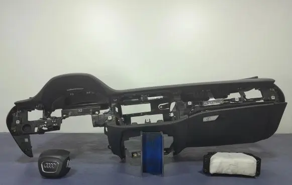 Audi Q7 4M Dashboard