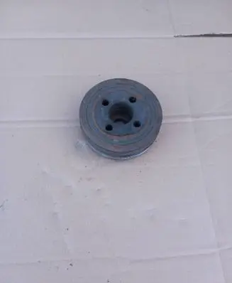 Subaru Legacy Crankshaft pulley 