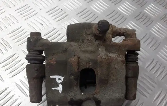 Mitsubishi Lancer Rear brake caliper