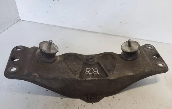 BMW 7 E65 E66 Gearbox mounting bracket 6759680