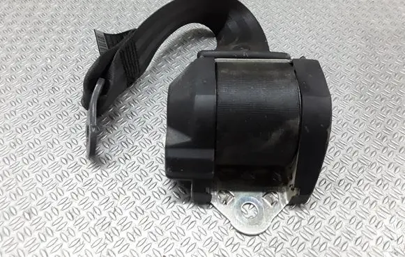 Nissan Micra Rear seatbelt 33048808