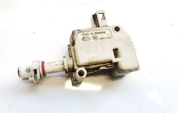 Volkswagen Bora Central locking motor 1j0810773 3b0959782