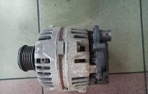 Skoda Fabia Mk1 (6Y) Generator/alternator 045903023