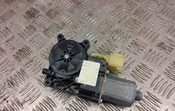 Ford Kuga II Front door window regulator motor 0130822733 CM093120