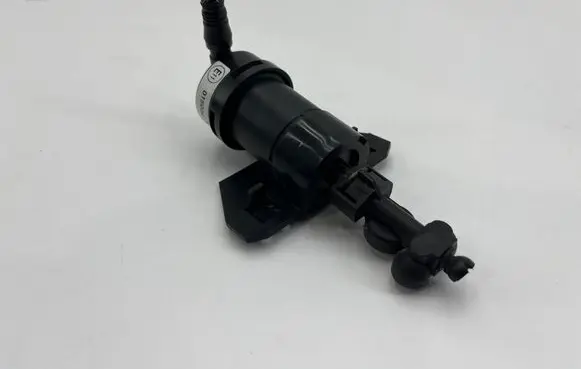 Jaguar XK8 - XKR Headlight washer spray nozzle 015004