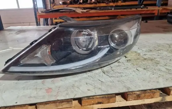 Headlight/headlamp