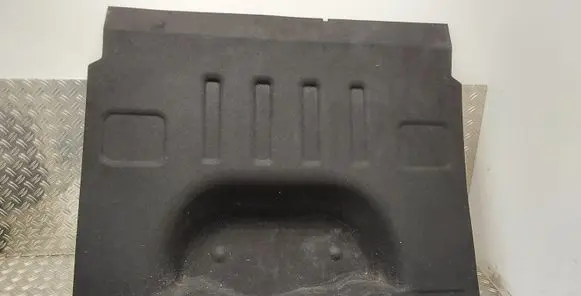 Trunk/boot mat liner