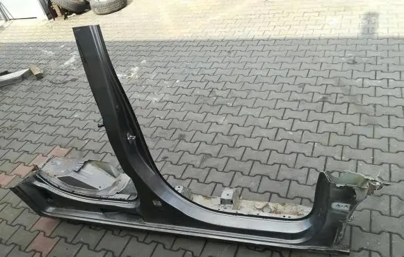 Peugeot Partner III Sill