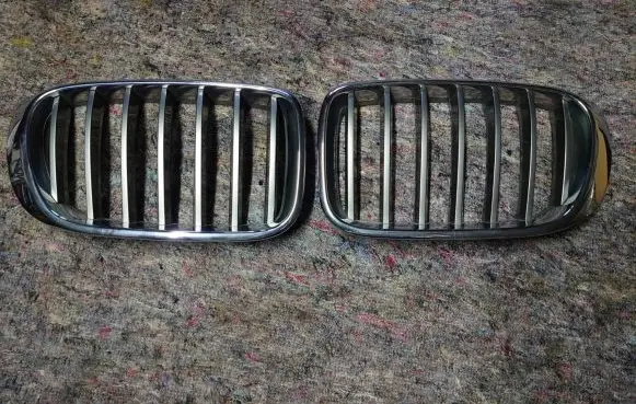 BMW X3 E83 Front grill