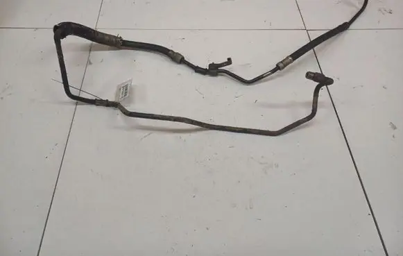 Toyota Avensis Verso Power steering hose/pipe/line 