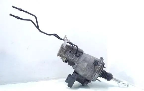 Porsche Taycan 9J1 Brake booster 9J1614105H 0204844971 843747