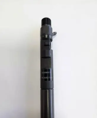 Dacia Duster Fuel injector 166000897R HRD345 28237259