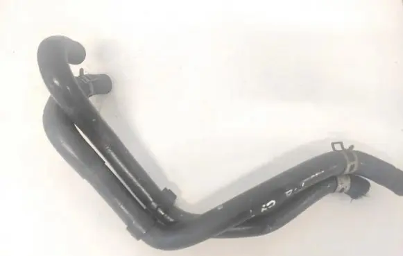 Toyota Avensis T220 Engine coolant pipe/hose