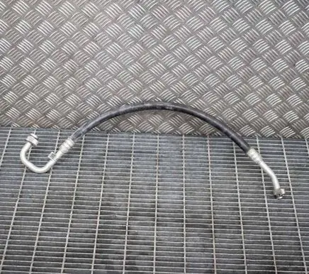 Audi A4 S4 B9 8W Air conditioning (A/C) pipe/hose 8W0816743B